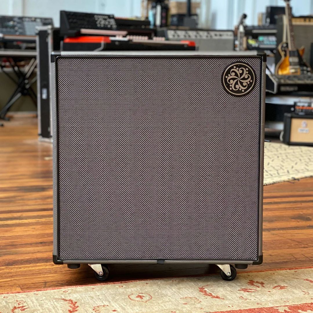 Front view of Darkglass 410 Bass Cabinet in studio