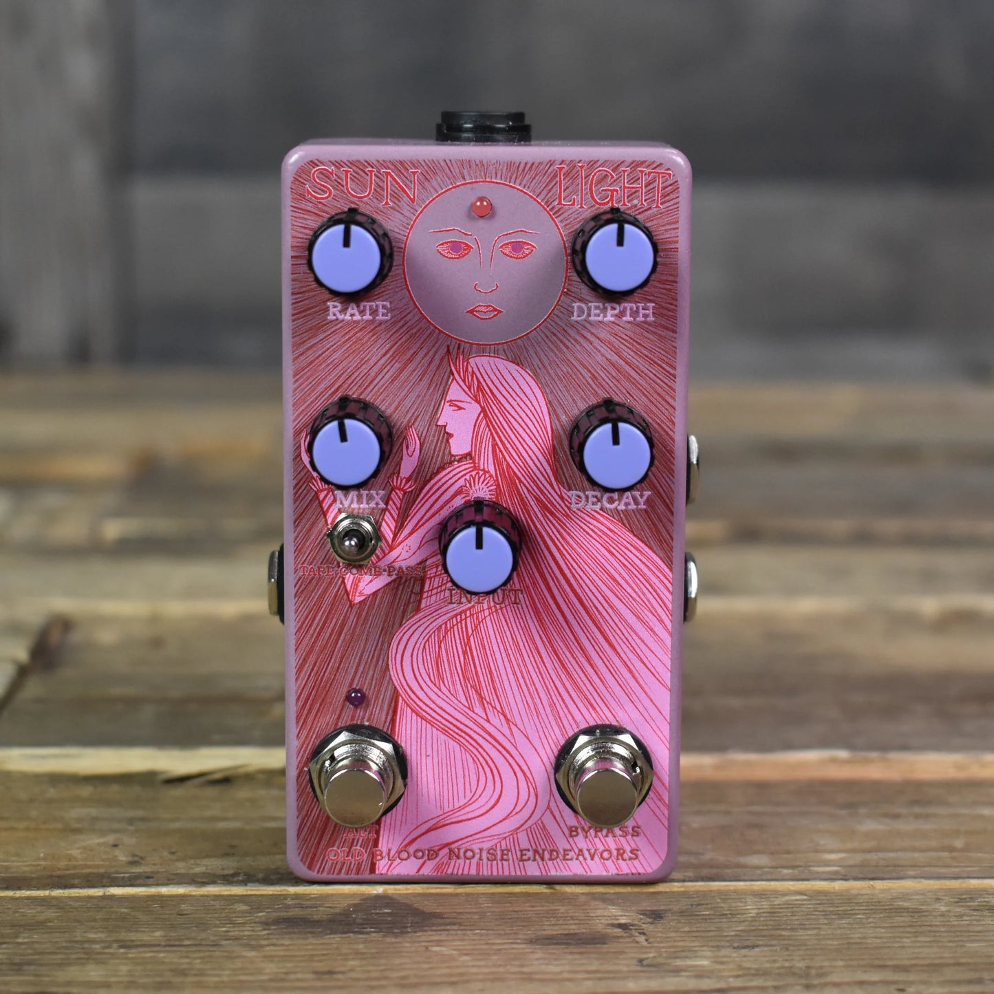 OBNE Sunlight Pedal On a Wooden Surface