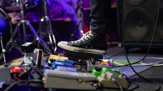 Atmosphere Is the New Virtuosity: Why Modern Guitarists Chase Vibe Over Speed