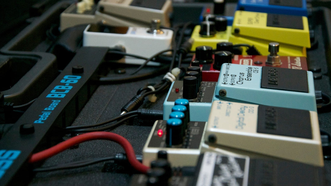 Analog vs Digital Delay Pedals: What’s the Difference?