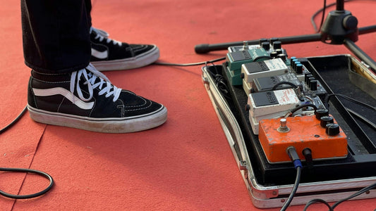 Reverb vs Delay: What Actually Makes Your Guitar Sound Bigger?