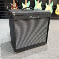 Ampeg PF-115HE 1x15" 450W Portaflex Bass Cabinet with Horn