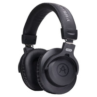 Headphones of Arturia MiniFuse Recording Pack Black on white background