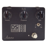 Front view of DS Custom Aurora Pedal on white background