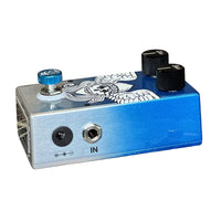 Right side view of Flattley Valkyrie Vintage Chorus Pedal on white background