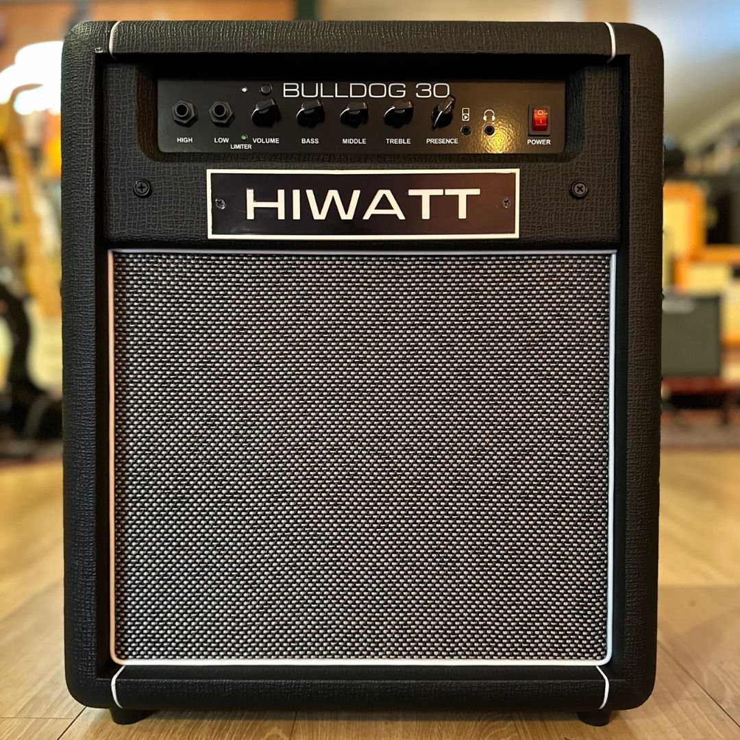Front view of Hiwatt Bulldog 30 Combo BT Bass Amplifier in studio