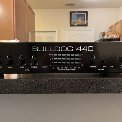 Close up front view of Hiwatt Bulldog 440 Studio Bass Amplifier Head on countertop