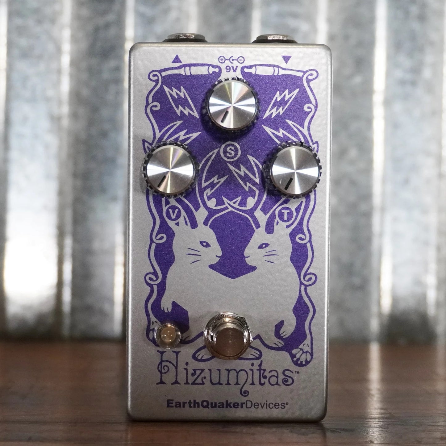 EarthQuaker Devices Hizumitas Pedal On a Wooden Surface