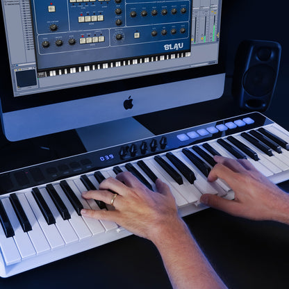 IK Multimedia iRig Keys I/O 49 MIDI Keyboard/Audio Interface