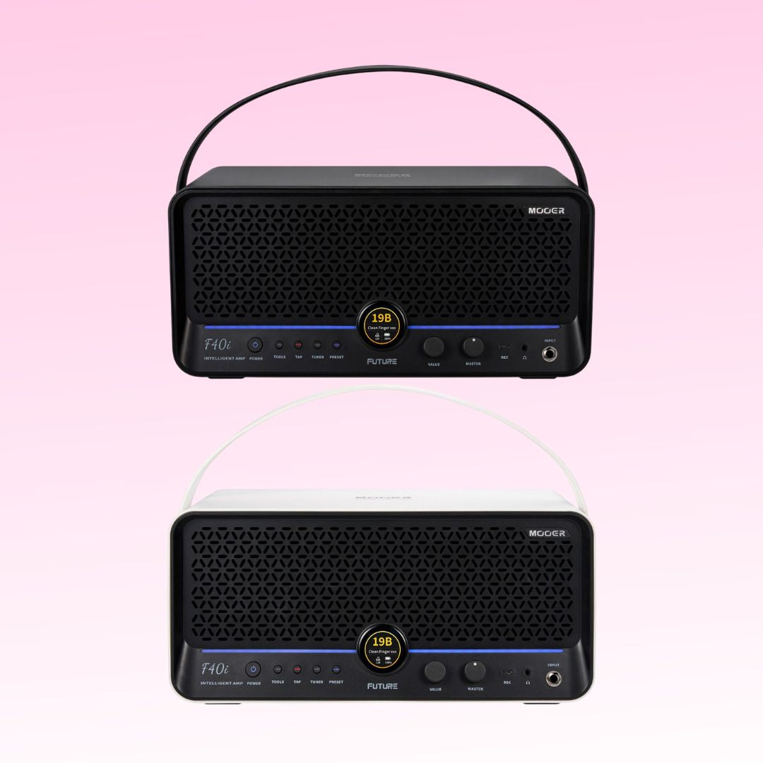 Front view of MOOER F40i Intelligent Amp Snowfall White and Phantom Black on pink background