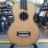 Mahalo MP2 Pearl Series Concert Ukulele