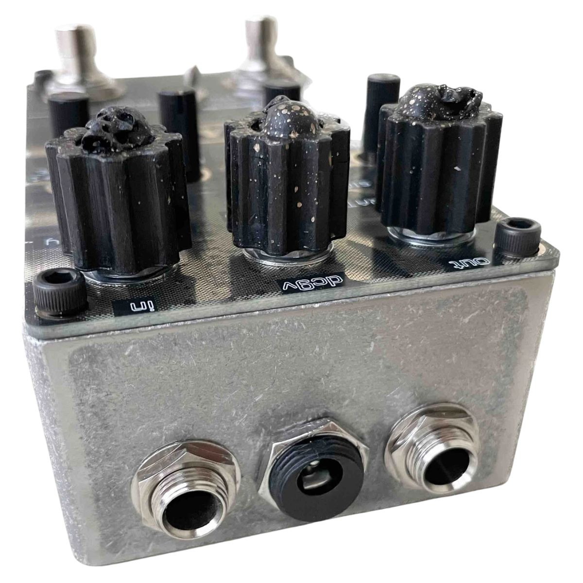 Top ports view of Maneco Labs 4AD Delay and Reverb Pedal on white background