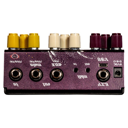 Top ports view of OBNE Beam Splitter V2 Pedal Warm on white background