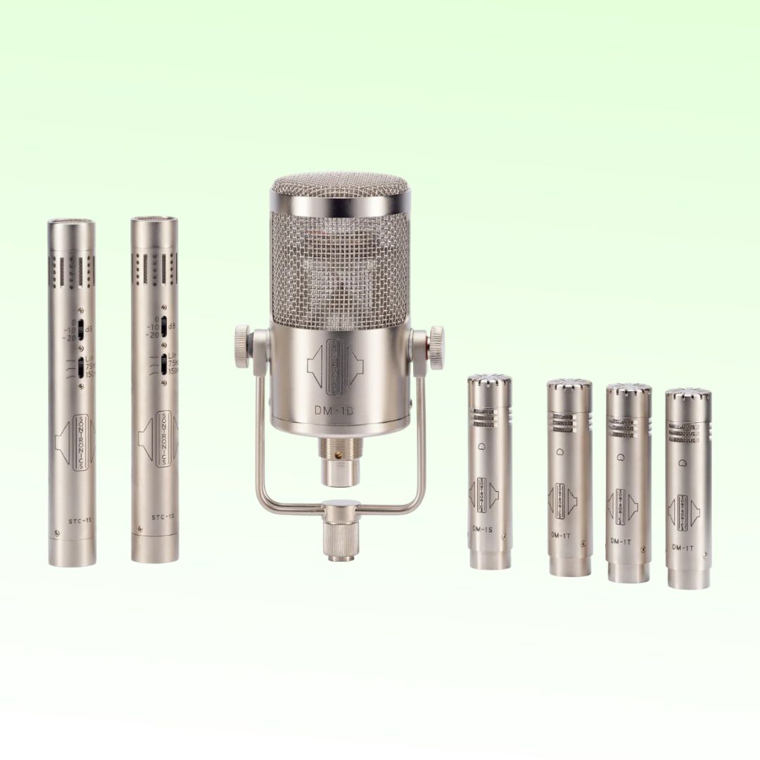 Front view of Sontronics DRUMPACK PLUS 7x Piece Drum Microphone Set on green background