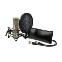 Sontronics STC-3X Pack Versatile Microphone Bundle Silver inclusions on white background